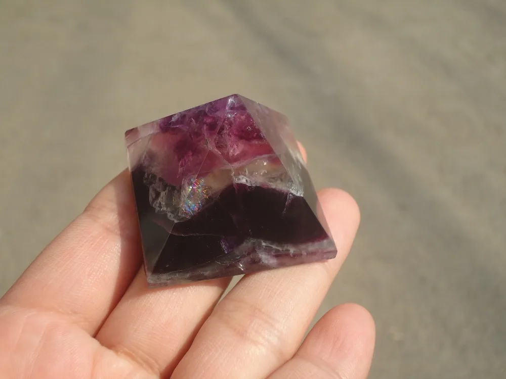 

TOP!!! Natural Fluorite Quartz Crystal Pyramid Healing China