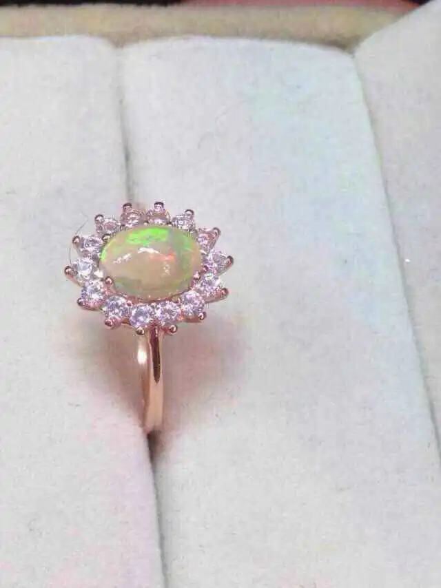 Натуральное прозрачное кольцо с опалом натуральным драгоценным камнем