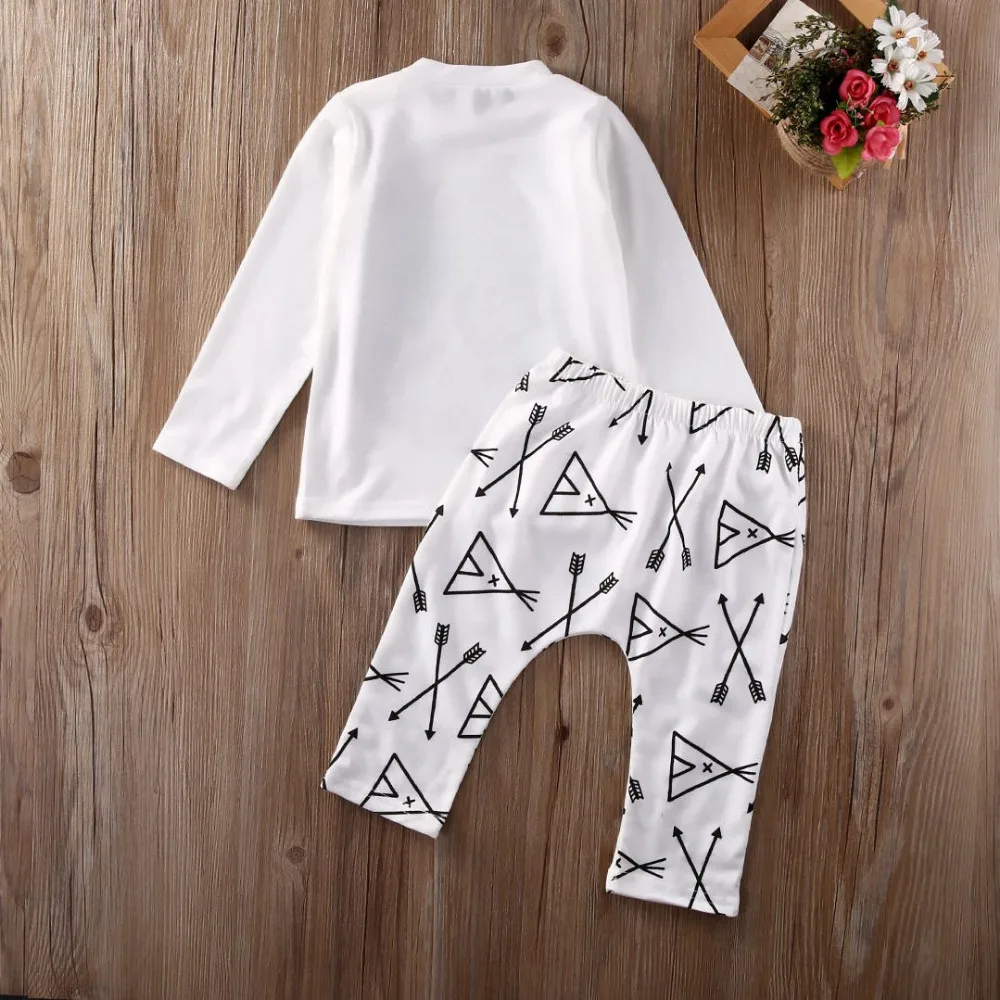 Комплект одежды для новорожденных мальчиков и девочек футболка с принтом Boss топ