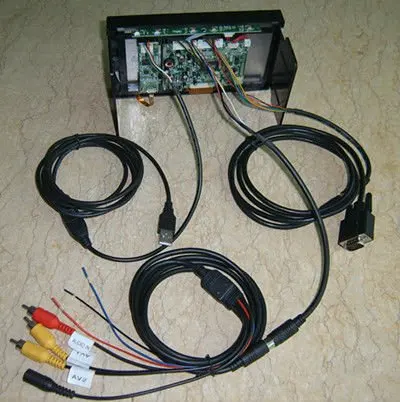 F6.95 &quotдвойной DIN сенсорный экран VGA монитор с AV2 обратной камерой первая для