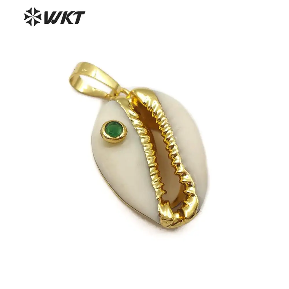 Кулон в виде раковины Cowrie из натуральной с подвеской кубического циркония