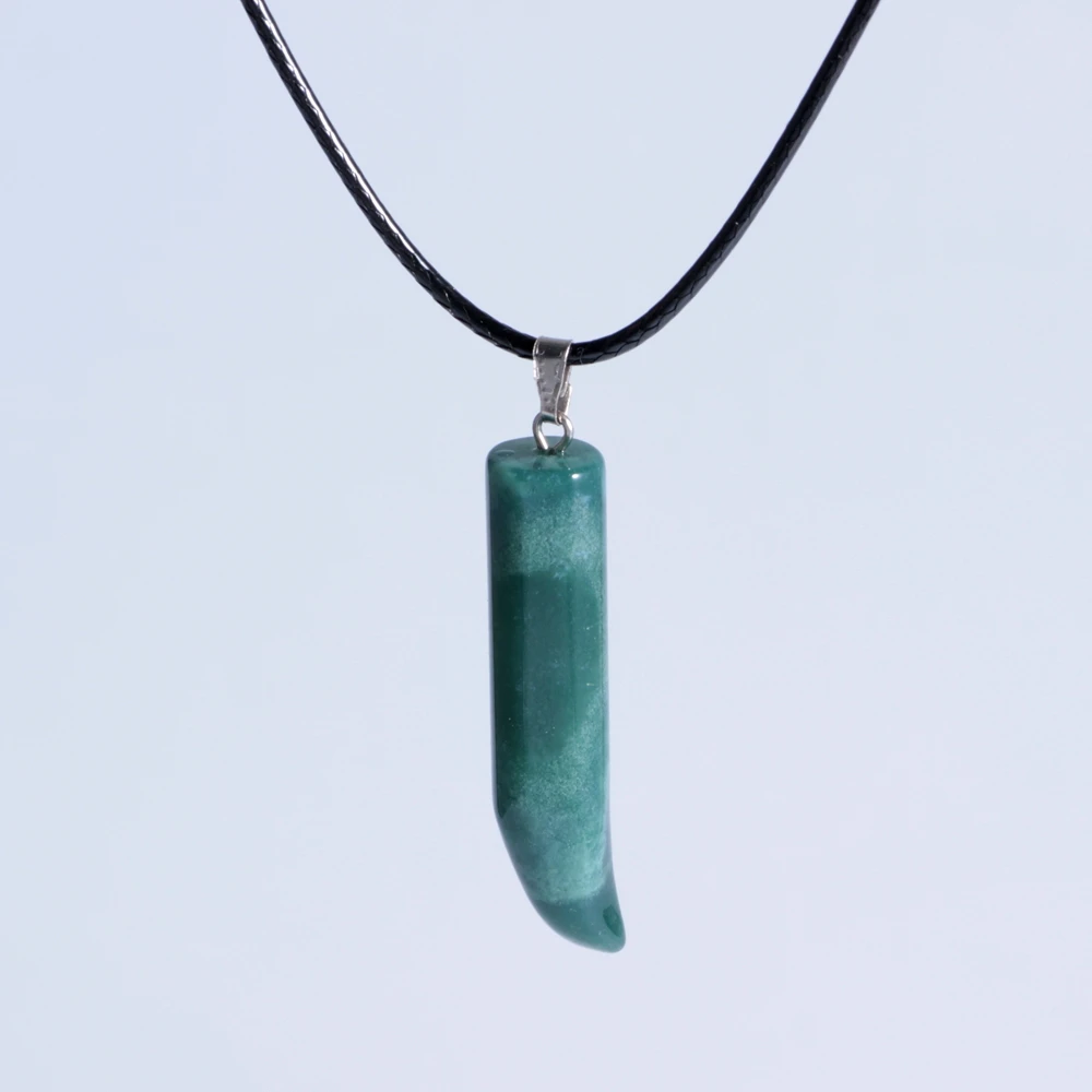 Новые поступления Натуральный камень Талисманы с Черный кожаный Полумесяца