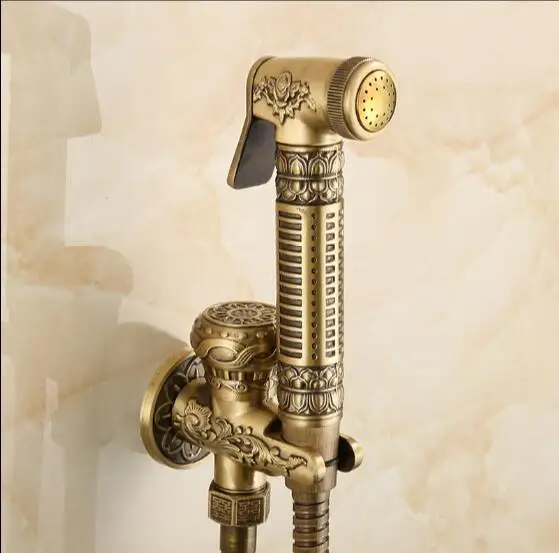 

Antique Bronze Hand held Bidet Spray Shower Set Copper Bidet Sprayer Lanos Toilet Bidet Faucet Lavatory Gun,Wall Mounted Tap