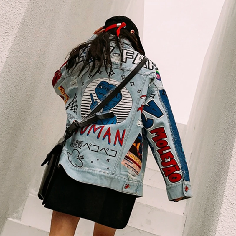Джинсовая куртка свободная с принтом в виде букв 2021 | Женская одежда