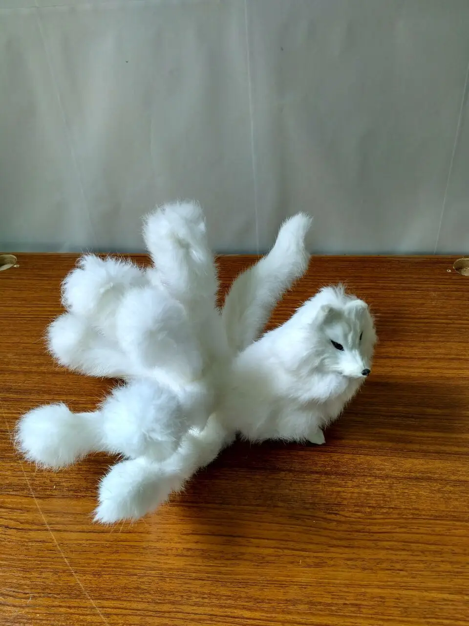 Креативная игрушка из белой лисы смола и мех девять хвостов кукла подарок около
