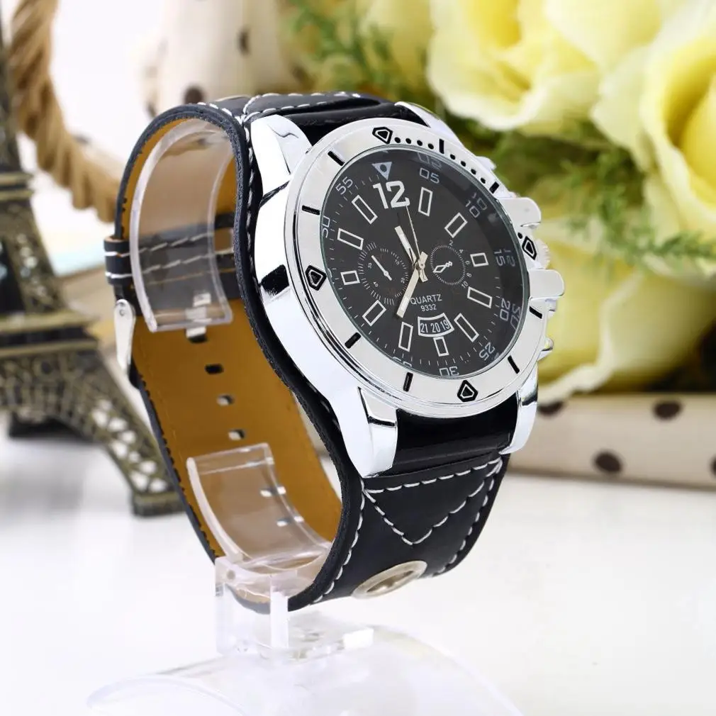 Смотреть человек женщины Большой циферблат Циферблат Широкополосный Мужчины