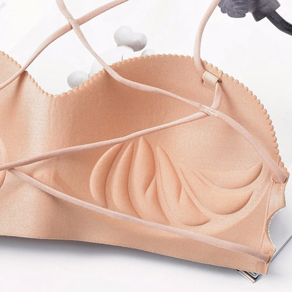 Женский невидимый бюстгальтер чашечки расположены рядом пуш ап сексуальный с