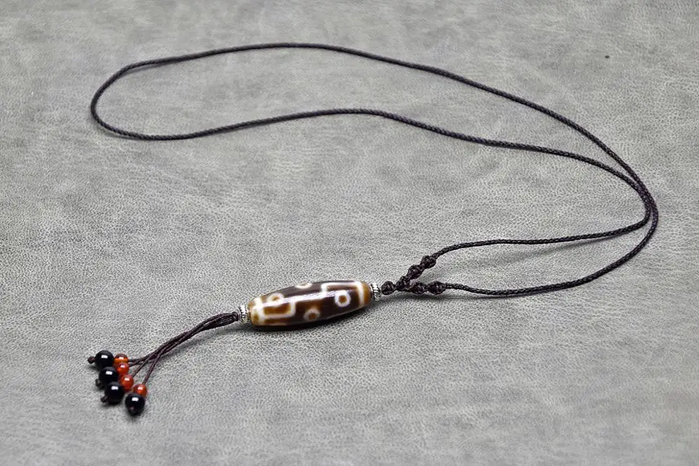 

Tibet Agate DZI Pendant Women's Necklace Brown/white Smooth surface 9 eyes Pattern amulet Free Shipping