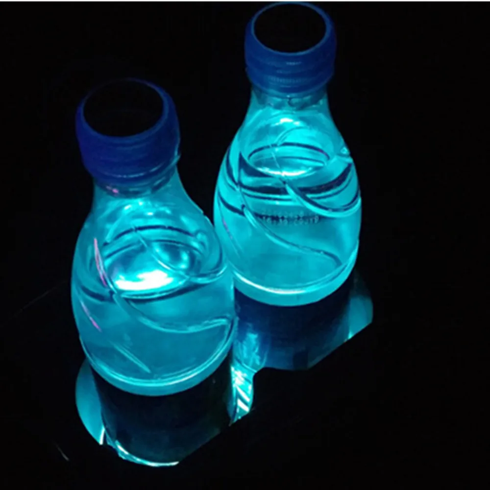 Новинка 2019 Универсальный USB LED Автомобильный подстаканник Коврик