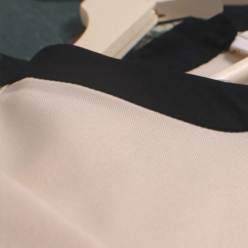 Приталенные комбинезоны Косметологический салон рабочая одежда музей здоровья