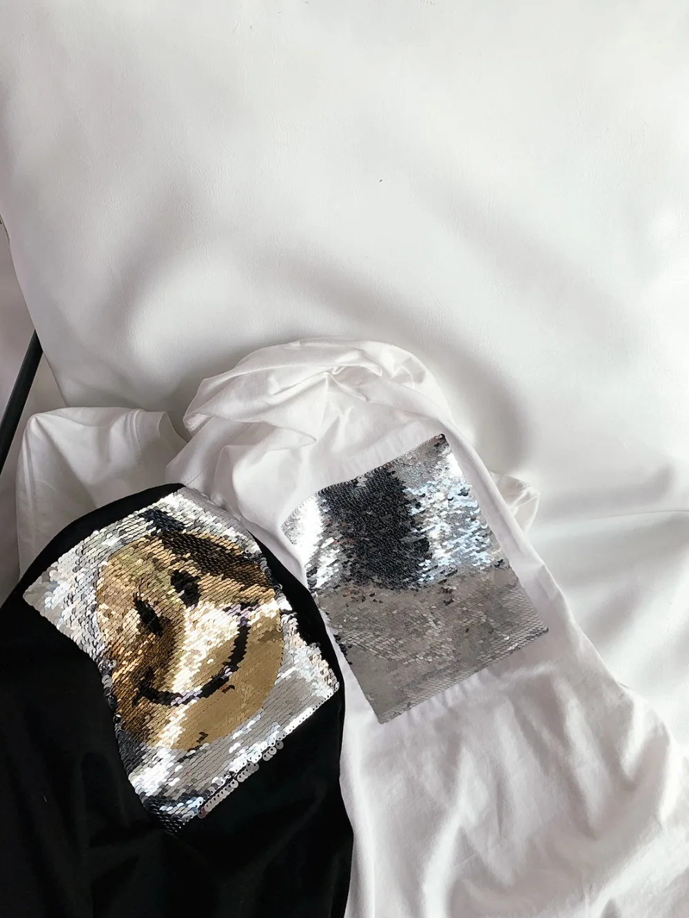 Улыбка блестками Для женщин рубашка Повседневное короткий рукав топ с круглым