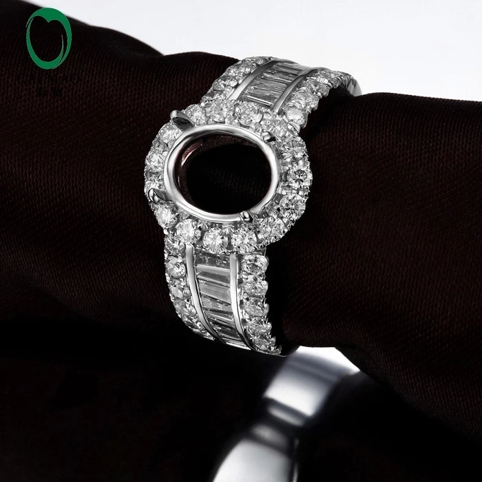 Рисунок 4 - Кольцо CaiMao с овальной огранкой и бриллиантами 1