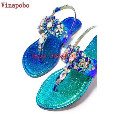 Vinapobo/модные женские шлепанцы; шикарные брендовые туфли; повседневная обувь на плоской подошве; шлепанцы без застежки; пляжные вьетнамки; сандалии со стразами - Цвет: Светло-зеленый