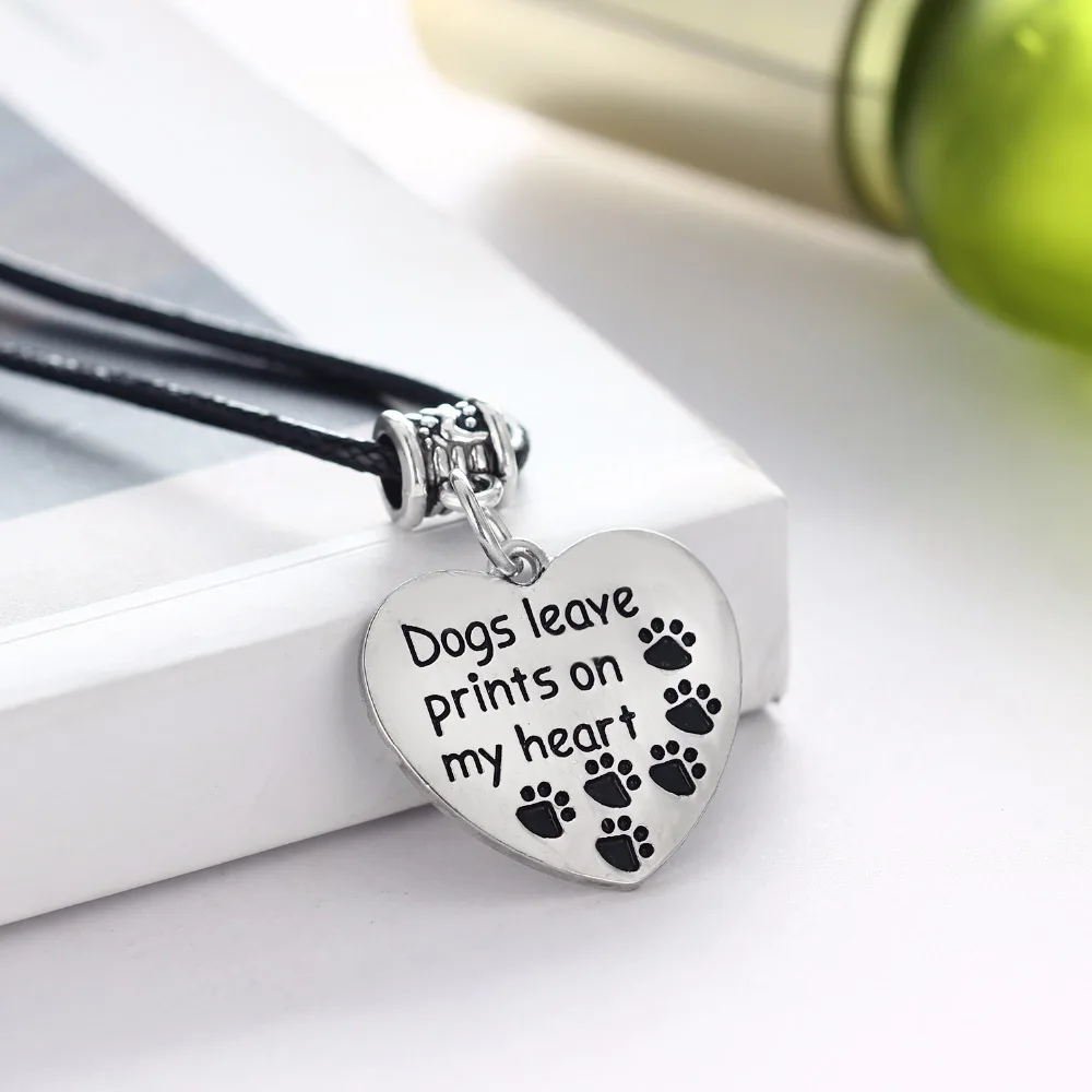 Ожерелье с надписью Dogs Leave и My Heart ожерелье лапками принтом в виде кота черная