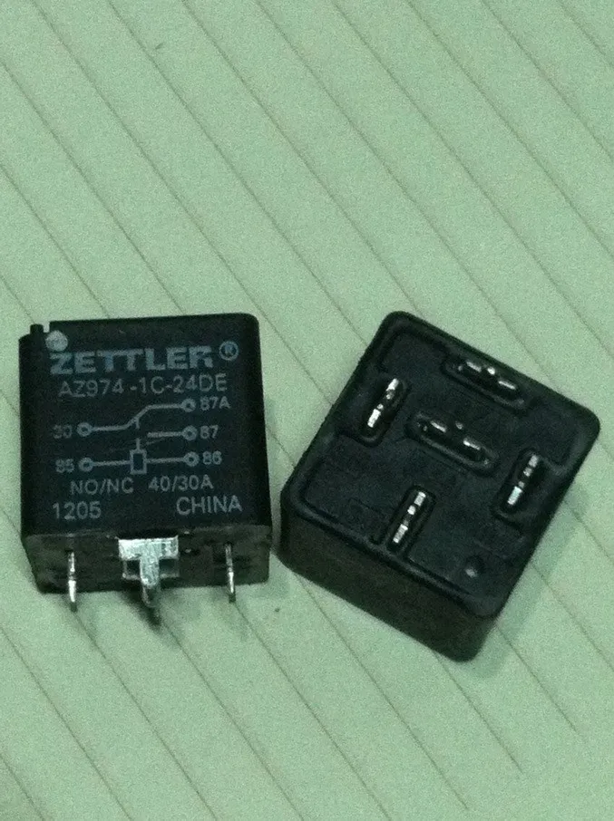 

Automotive Relays. Automotive Relays