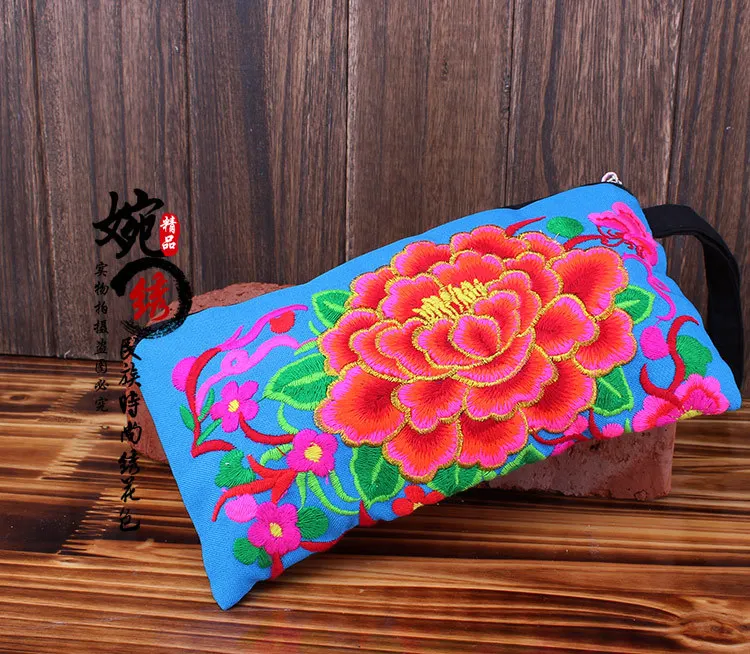 Бесплатная доставка! вышитый кошелек для монет Женская сумочка Национальный