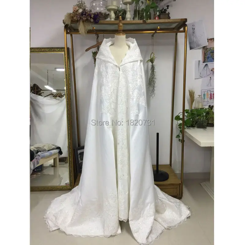 2020 Новое поступление атласная и Кружевная аппликация Зимний свадебный плащ