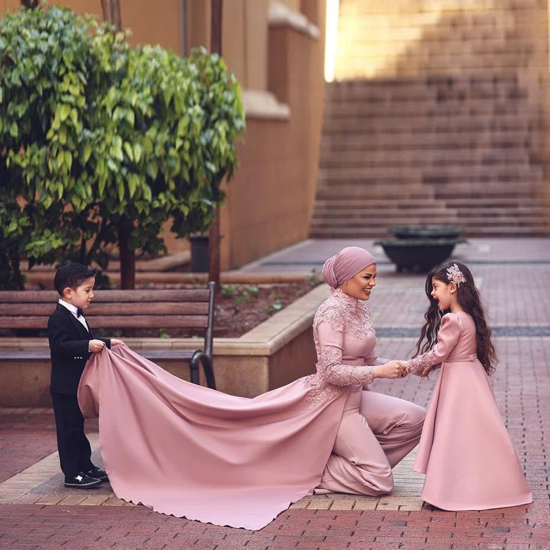 

Saudi Arabic Muslim Dusty Pink Mermaid Evening Dresses High Neck Beaded Applique Formal Abiye Jumpsuits Dubai Evening Gown