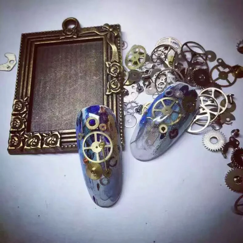 1 коробка с металлическим декором шестерни часового механизма для маникюр Нейл