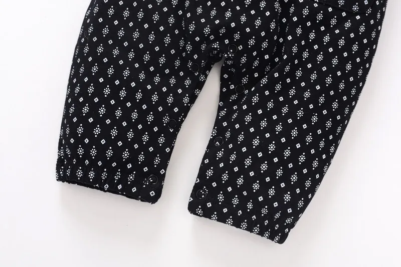

Newborn Baby Girls Polka Dot Sleeveless Button Pockets Romper Kids Infant Jumpsuit Outfit Summer Playsuit Sunsuit Clothes 0-2Y