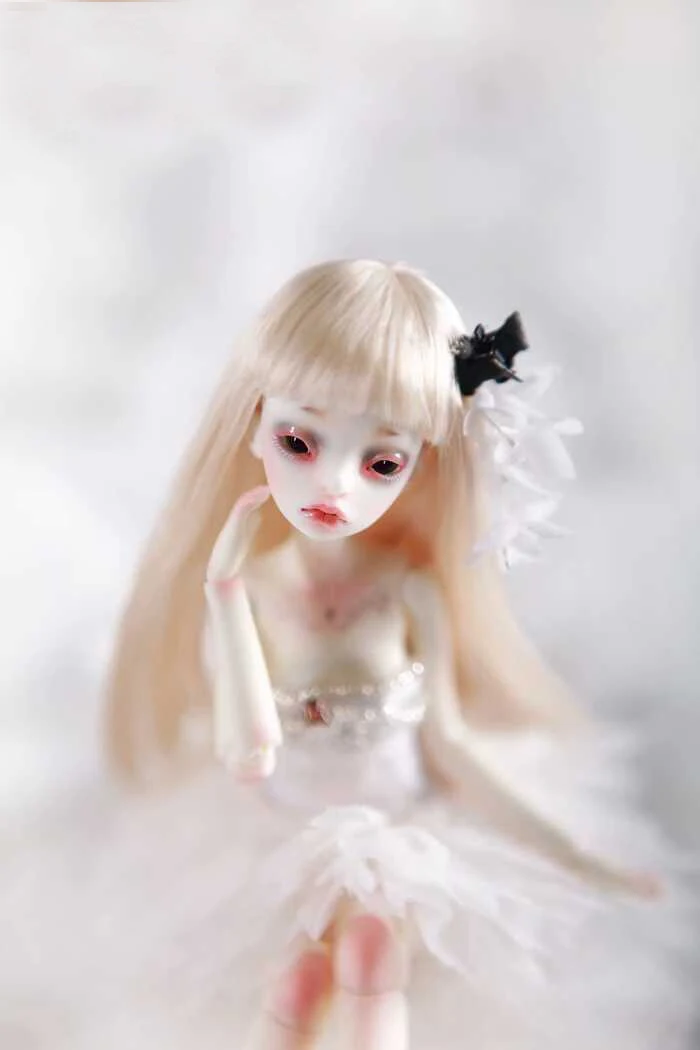 

BJD Doll 1/8doll Eugenia Joint Doll Free Eyes