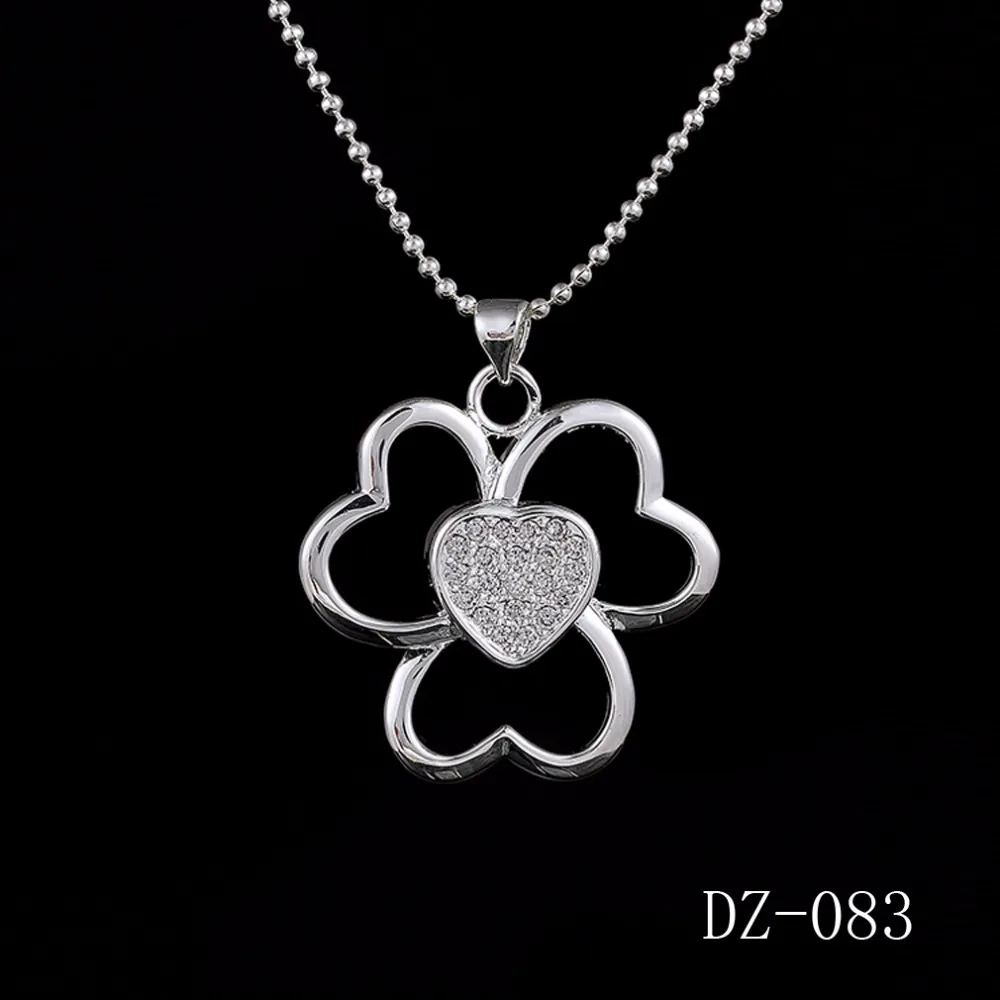 Женский кулон в виде клевера из серебра 925 пробы с цирконом | Украшения и