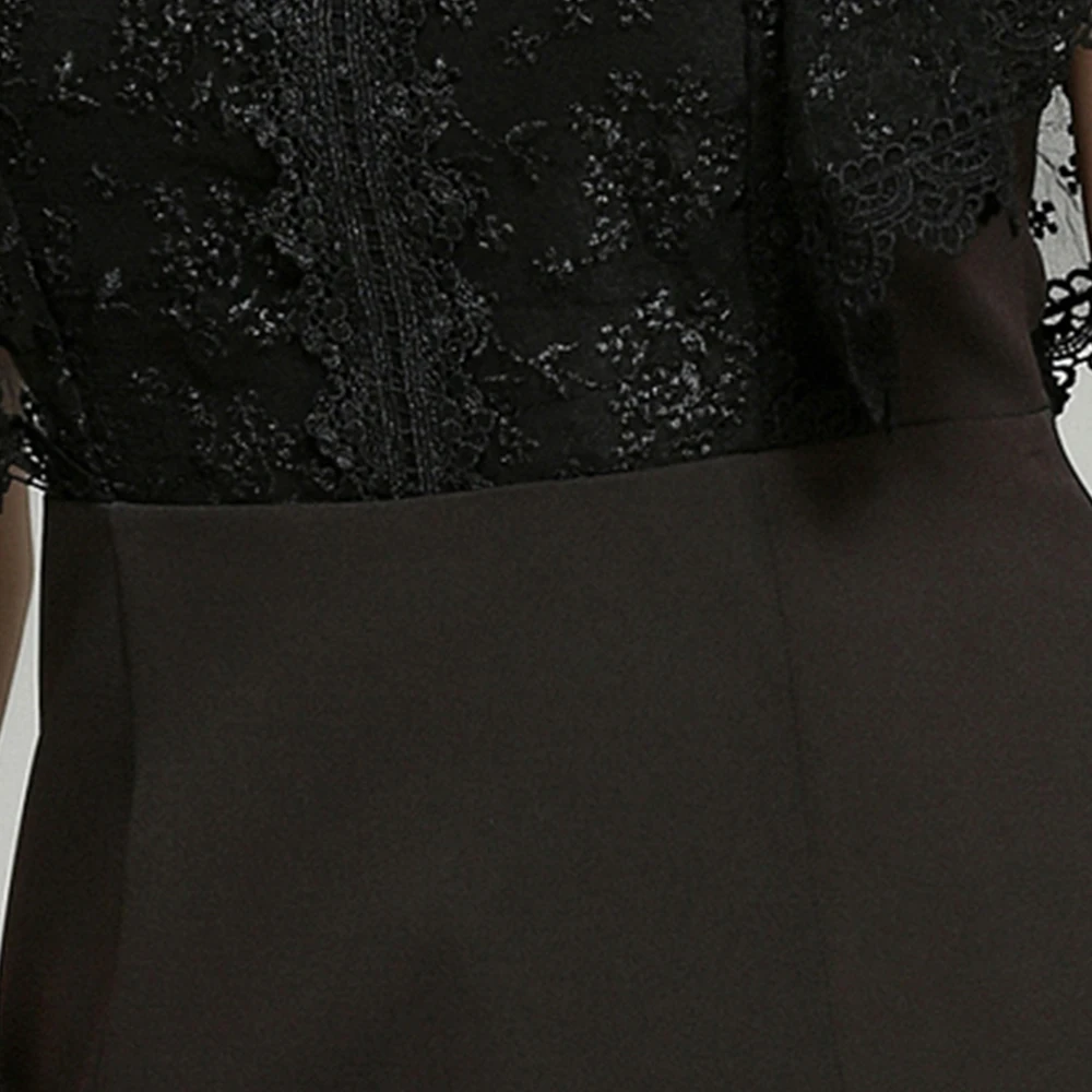 Облегающее женское черное платье Вечерние кружевное с заплатками и