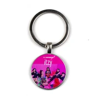 itzy new female group key chain exquisite fashion bag car key chain convex round glass key ring jewelry handmade custom