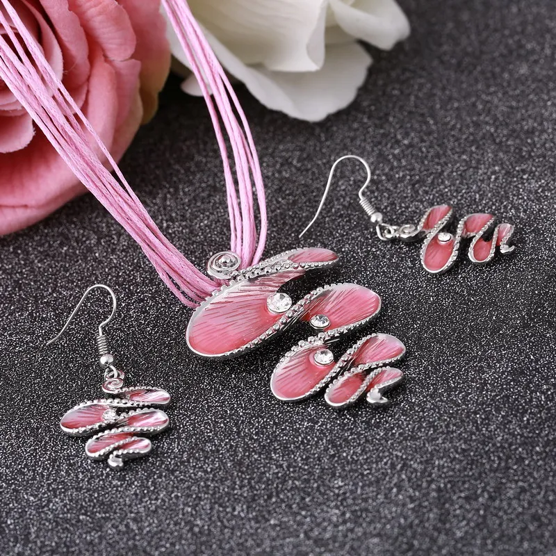 Женский ювелирный комплект из колье и серёг с австрийским кристаллом|earring set jewelry