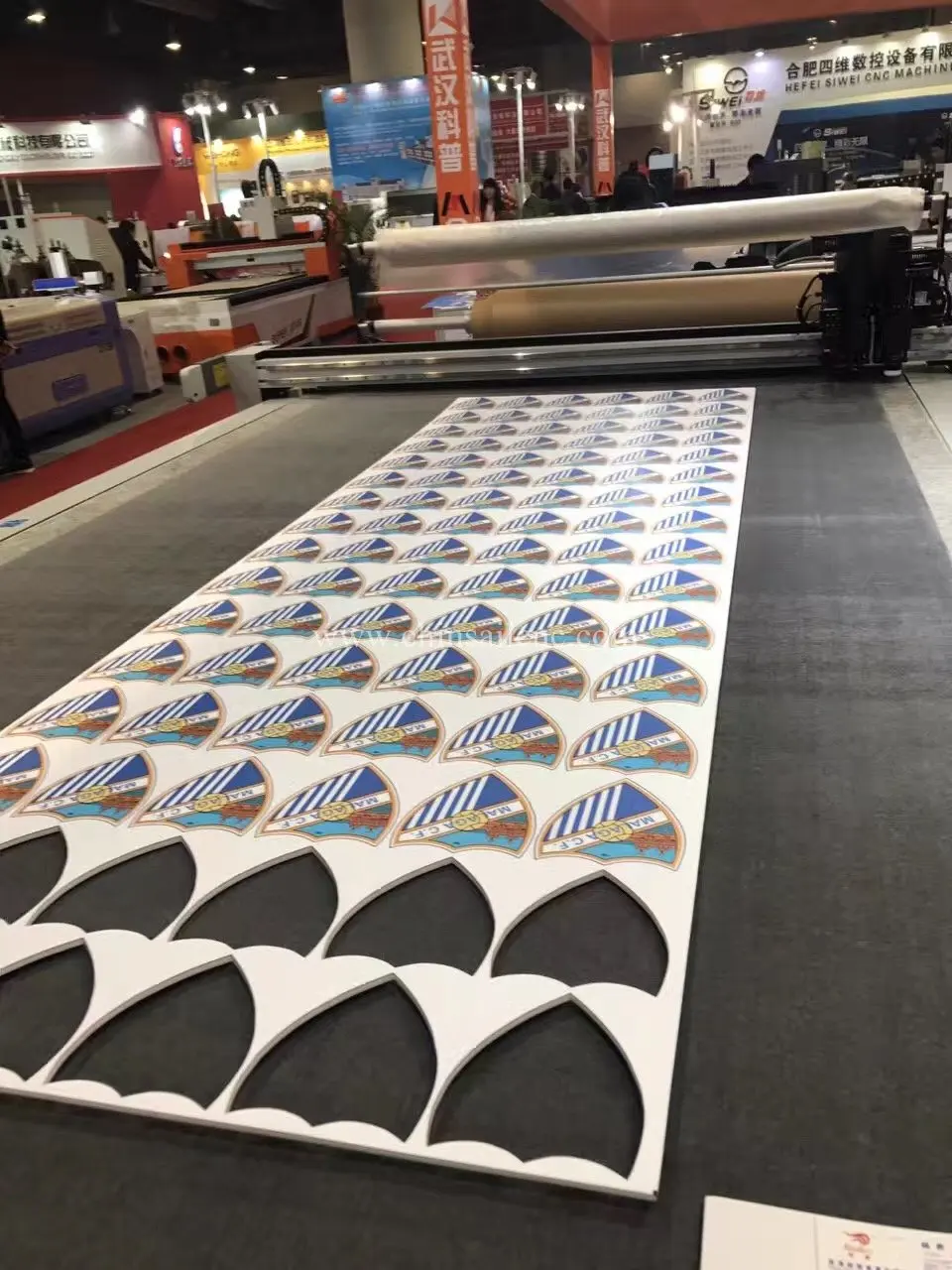 Быстрая доставка 1325 1530 лазерная резка гравировальный станок для кожи 90 Вт 100 130 с