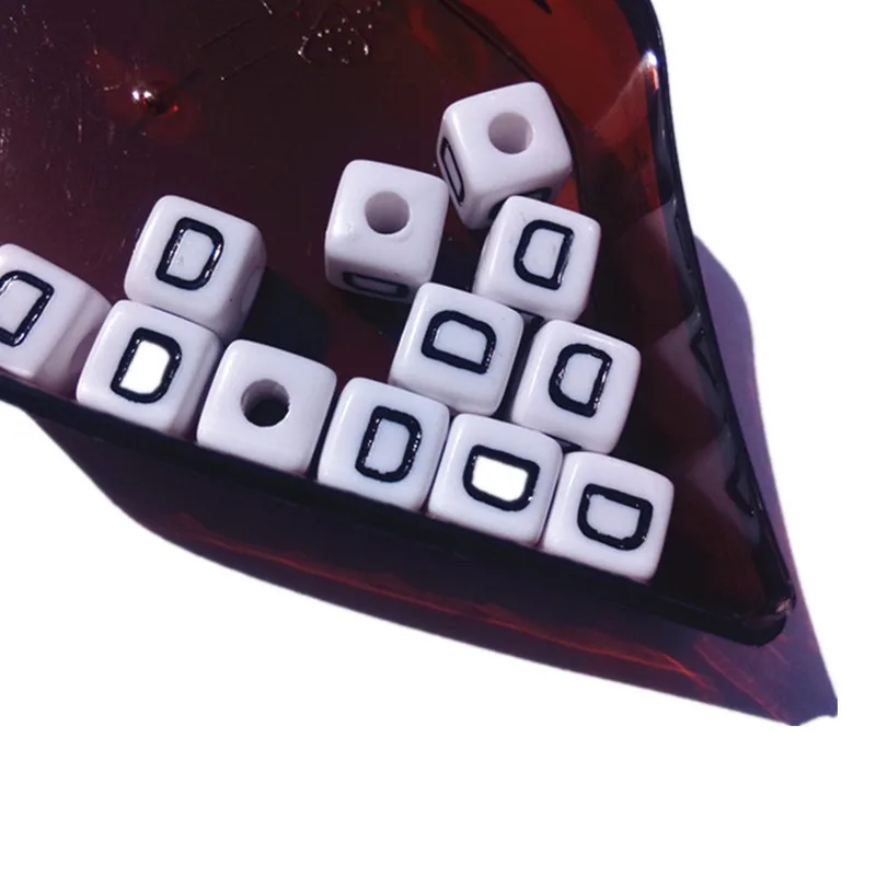 Заводская цена буквы D печать белый куб алфавит бусины 550 шт./лот 10*10 мм квадратные