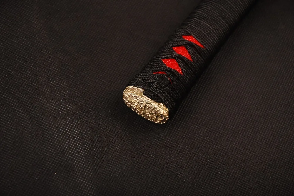 Классический Тонкий меч с ручкой Tsuka из черного шелка и натуральной Красной шкуры