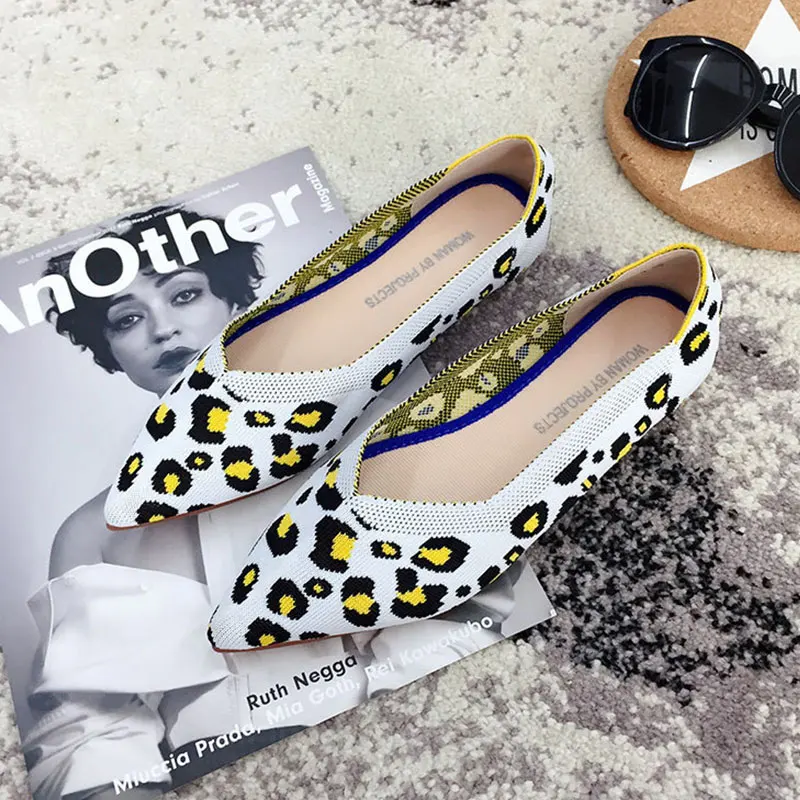 5008-8LeopardWhite GENSHUO; Летняя женская обувь; дышащая обувь на мягкой подошве с леопардовым принтом; камуфляжная трикотажная обувь на плоской подошве; туфли на плоской подошве с острым закрытым носком - Цвет: 5008-8LeopardWhite