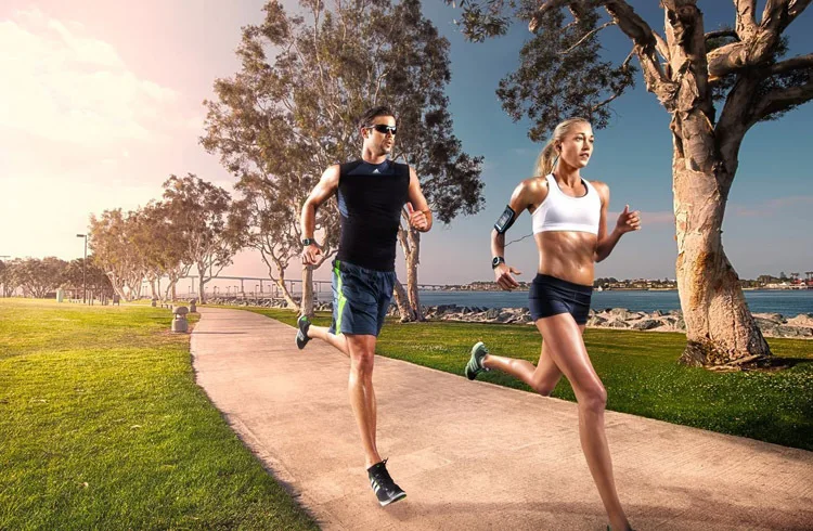 2015 НОВЫЙ смарт-фитнес-устройство груди без бретелек bluetooth heart rate monitor часы для BLE 4.0