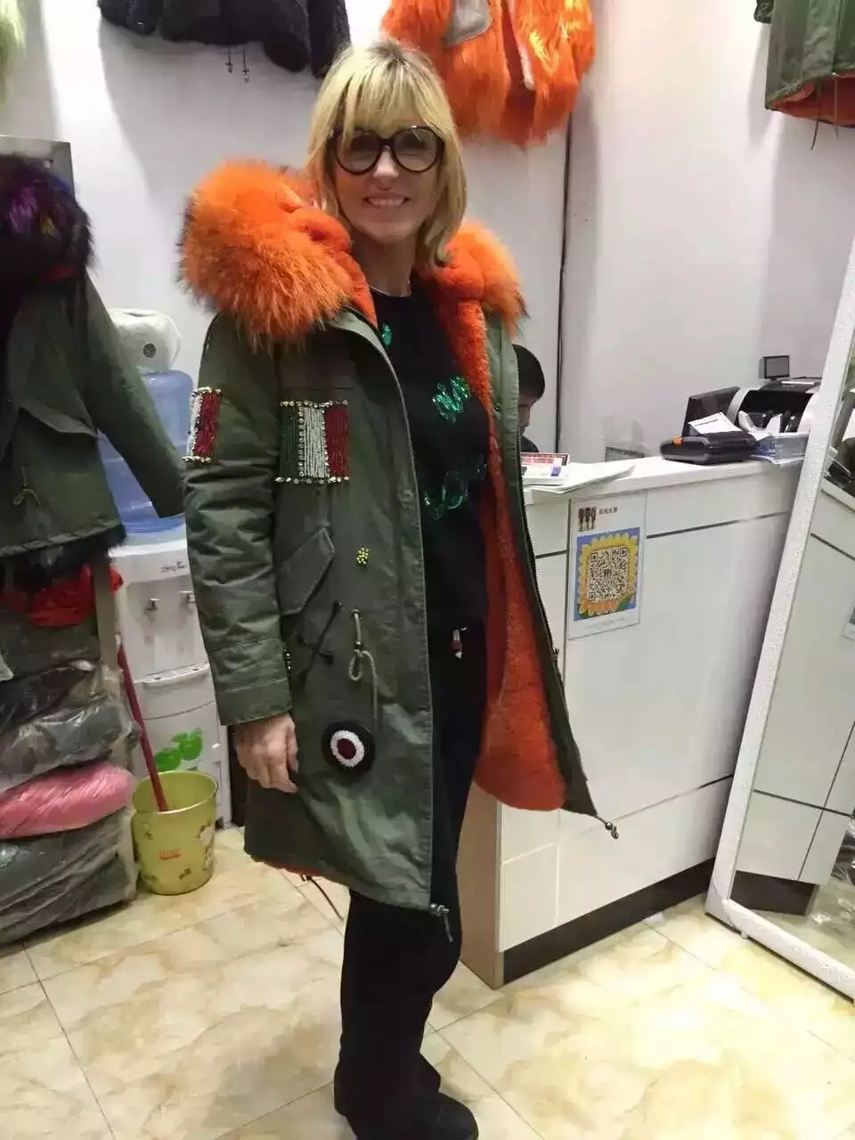 Итальянский бренд оранжевая подкладка из натурального искусственного меха