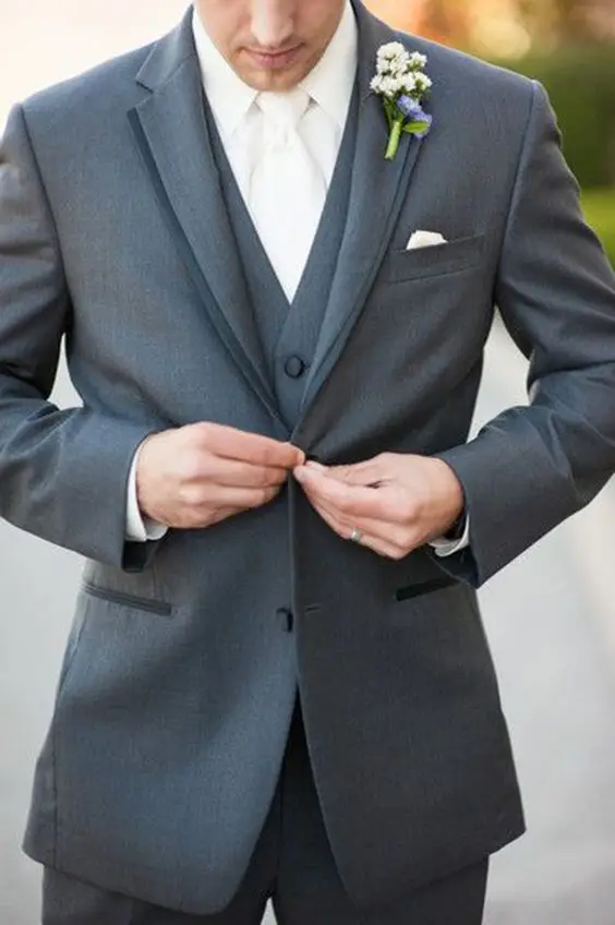 

Custom Made Grey Men Wedding Suits Groom Best Man Formal Tuxedos Jacket+Waistcoat+Pants A312