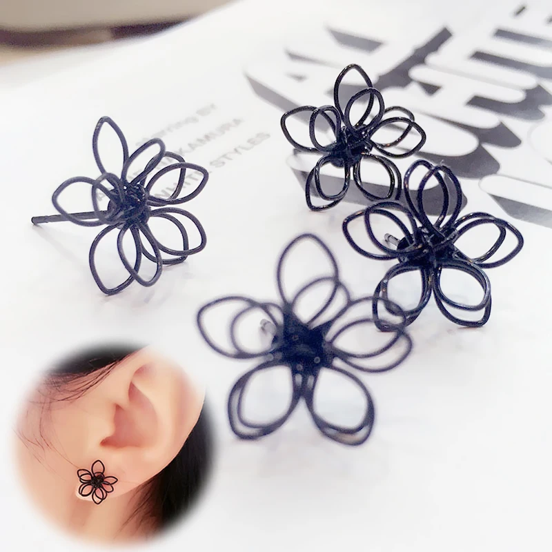 

LNRRABC 1Pair Korean Hot Sale High Quality New Arrival Black Plum Flower Double Sides Stud Earring
