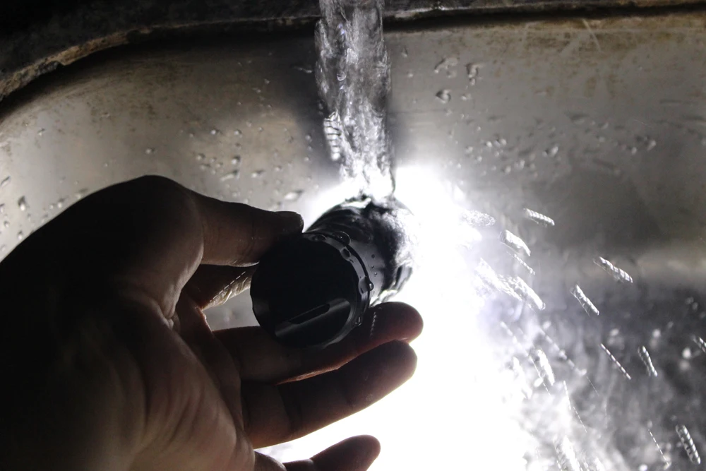 5000лм XM L2 водонепроницаемый фонарик для дайвинга Для Подводного Погружения 80