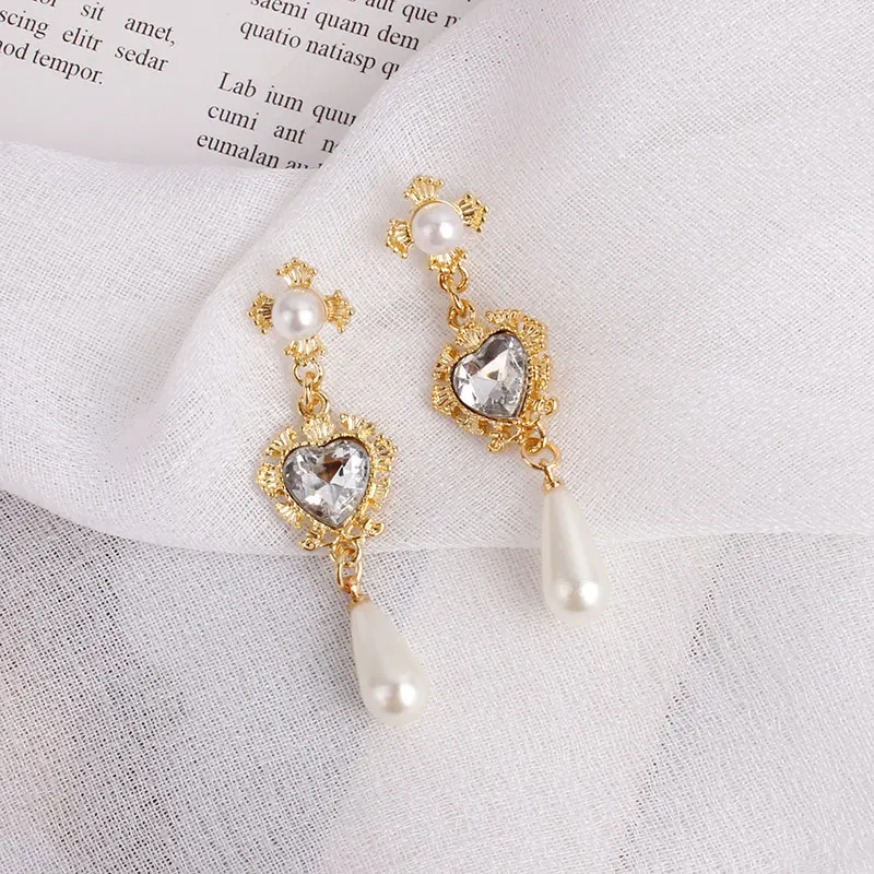 F &amp U винтажные Стразы и искусственный жемчуг сердце капли воды свадебные