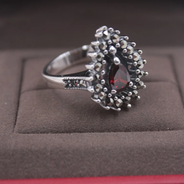 

Pure S925 Silver &Red Garnet Unique Zircon Shine Wedding Woman's Heart New Ring New US 5-9 Elegant Fashion New Ring