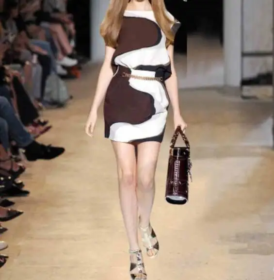 Женский костюм из двух предметов юбка в стиле пэчворк + рубашка с коротким