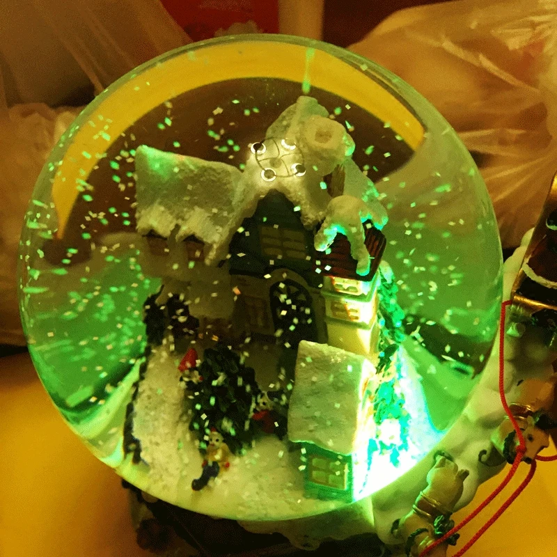 2016 new Christmas lights with snowflakes rotating Castle crystal ball music box | Дом и сад