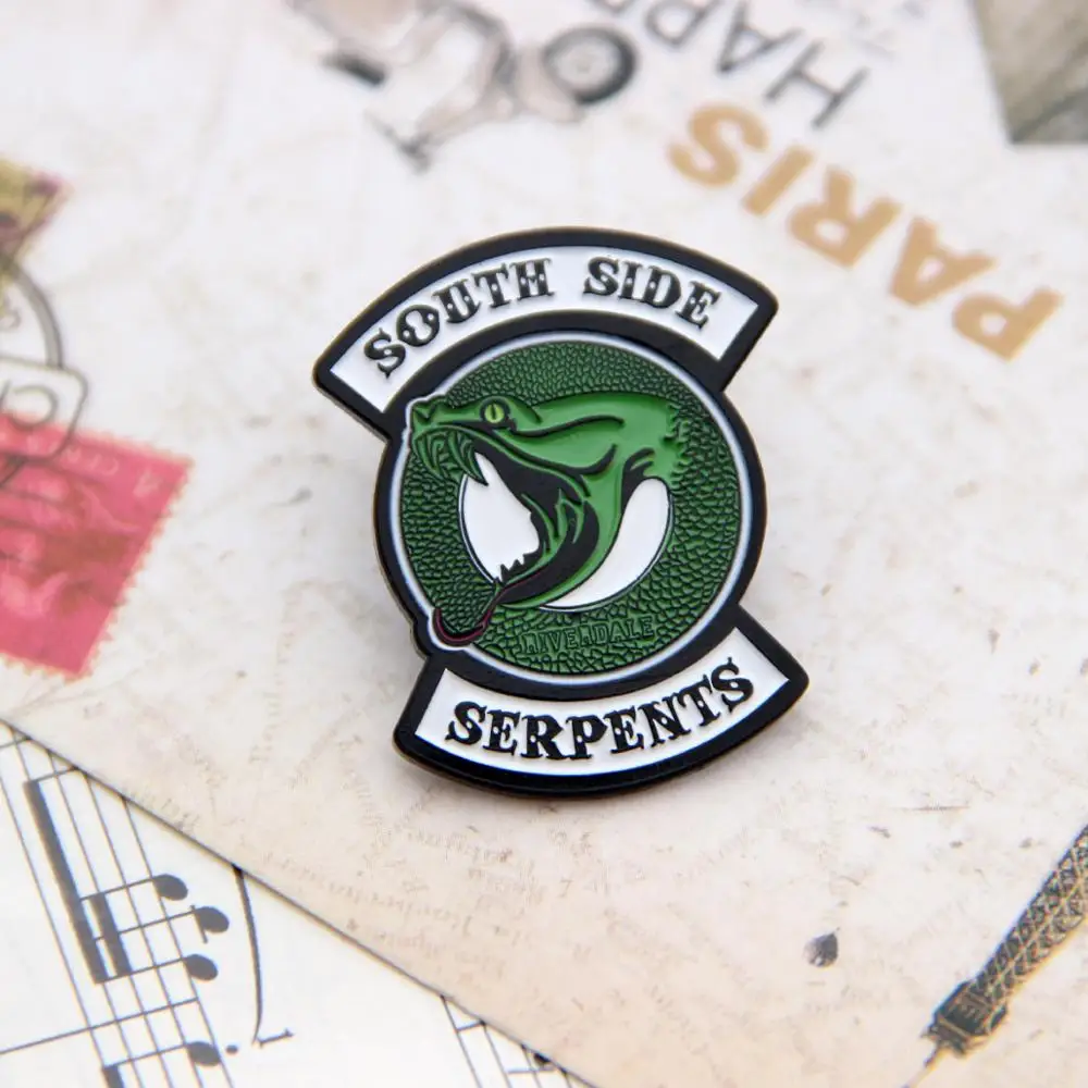 Ривердейл змеи Общество значок косплея Книги об оружии Косплей брошь кулон