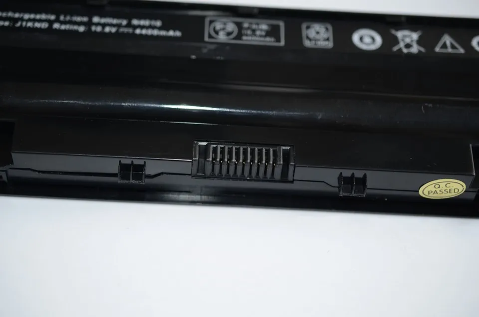 JIGU Laptop Battery For Dell Inspiron M501 M501R M511R N3010 N3110 N4010 N4050 N4110 N5010 N5010D N5110 N7010 N7110 j1knd