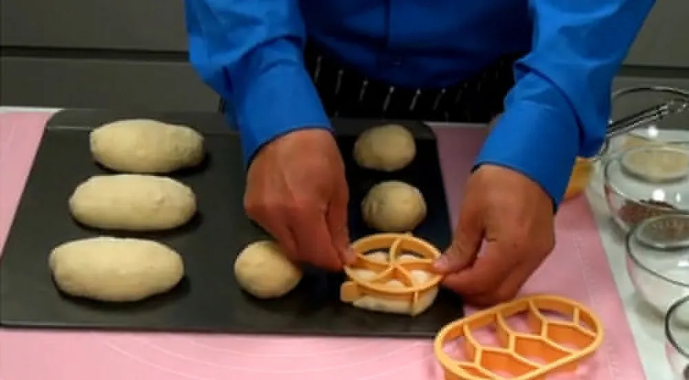 Пластиковый нож для выпечки пресс рубки теста печенья домашний булочек штампы