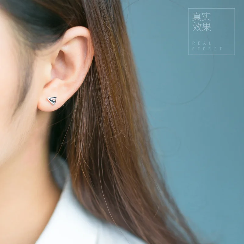 Реальный. Серьги-гвоздики в виде самолета из серебра GTLE1013 | Украшения и