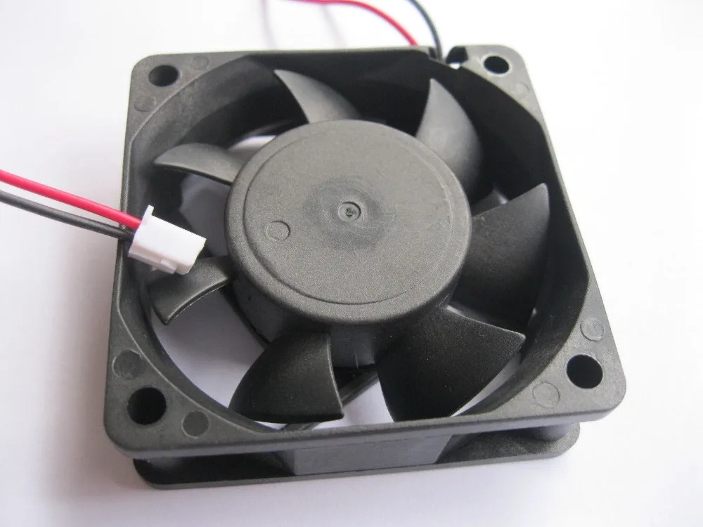 4 шт. Бесщеточный вентилятор охлаждения постоянного тока 7 лезвий 24V 6020S 60x60x20 мм 2