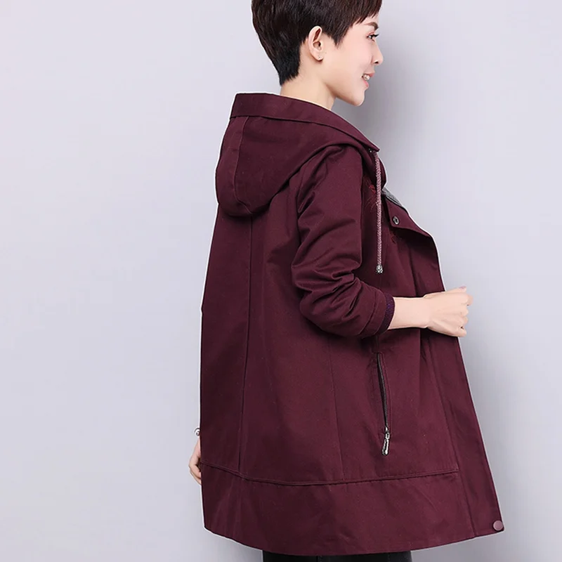 пальто женское весна с капюшоном вышивка плащ для женщин среднего возарста