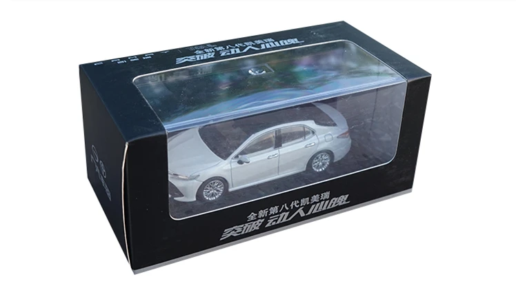 Коллекционная белая модель Toyota Camry 1/43 коллекционная игрушка в подарок 2018| |
