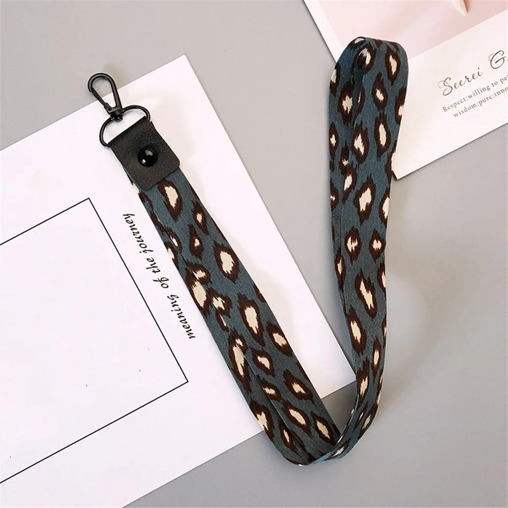 1 шт. выдвижной держатель для карт катушка значка сексуальный леопардовый принт